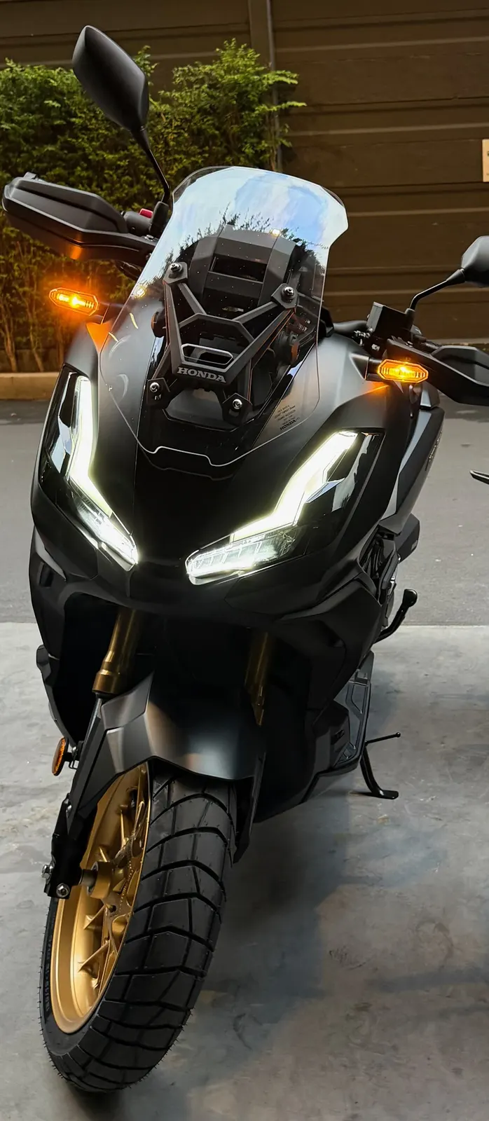 Honda ADV350, operator-supplied photograph